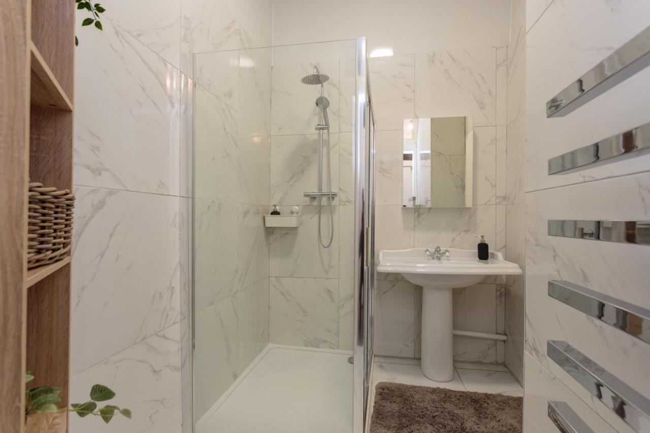 Stylish Apartment At The Edge Of Meadows Park Единбург Екстер'єр фото